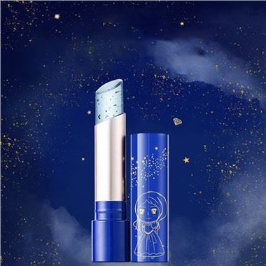 שפתון קריסטל משנה צבע